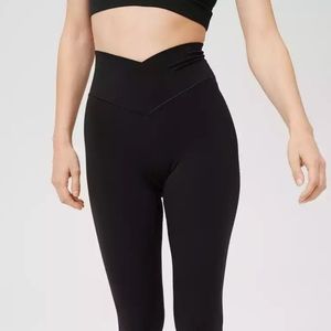 OFFLINE by Aerie Cropped Crossover Legging
